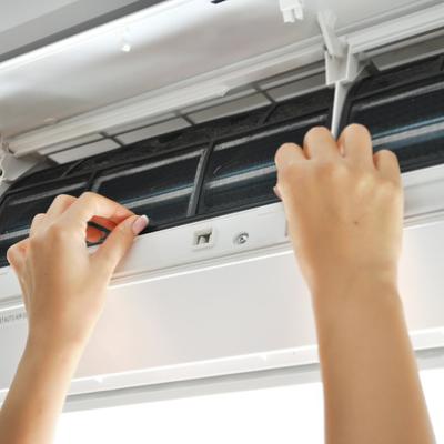 Vệ Sinh Điều Hòa Dễ Dàng Tại nhà