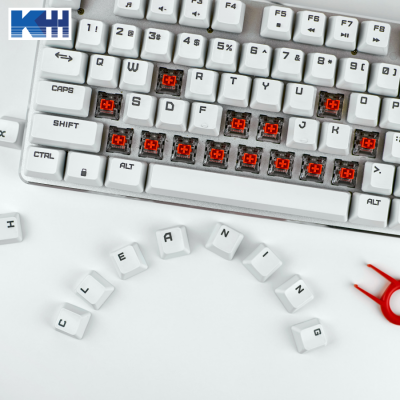 Hướng dẫn vệ sinh khử khuẩn bàn phím cơ hiệu quả